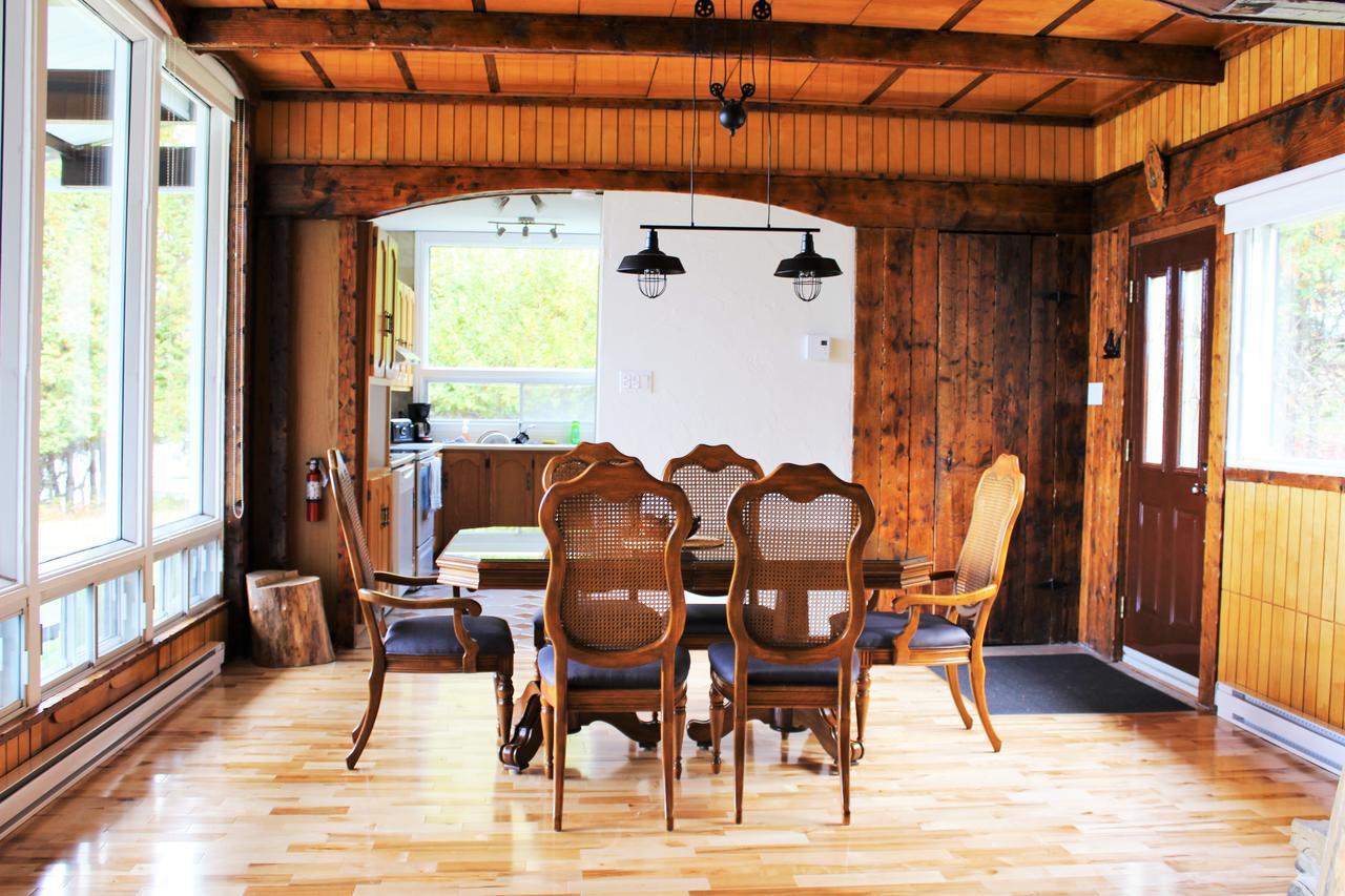 Chalet Riverain Crds Tremblant ลัค-ซุแปร์ริเออร์ ภายนอก รูปภาพ