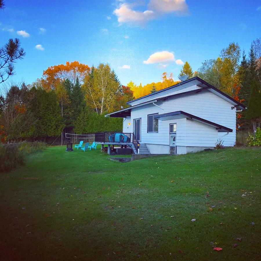 Chalet Riverain Crds Tremblant ลัค-ซุแปร์ริเออร์ ภายนอก รูปภาพ