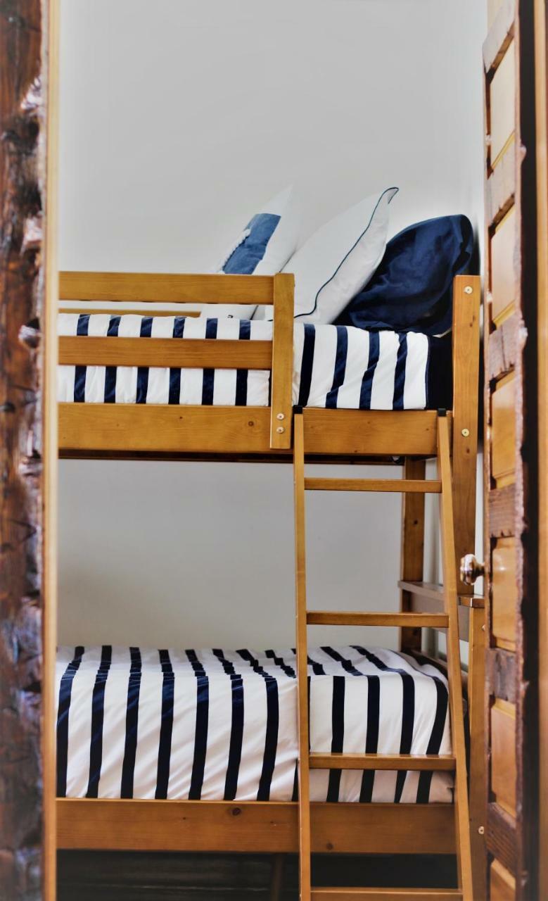 Chalet Riverain Crds Tremblant ลัค-ซุแปร์ริเออร์ ภายนอก รูปภาพ